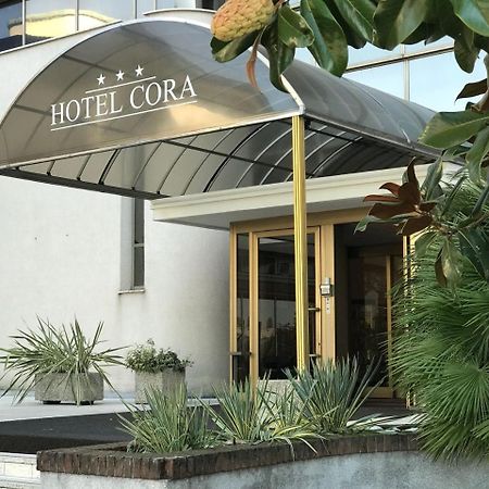 Hotel Cora Carate Brianza Exterior foto